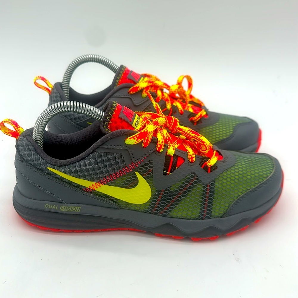 Nike Dual Fusion Trail Run Running Athletic Gray Shoes Women 652869-008 Size 7.5 - Picture 4 of 12